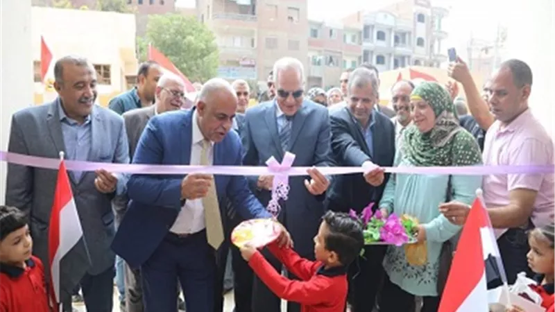 محافظ الجيزة يفتتح مدرسة أمهات المؤمنين للتعليم الأساسى بالهرم