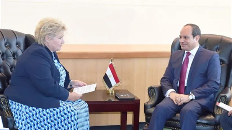 رئيسة وزراء النرويج تؤكد للرئيس حرص بلادها على تعزيز التعاون مع مصر