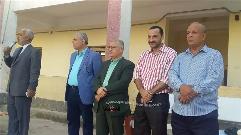 رئيس مدينة أشمون ونائبيه ومدير الادارة التعليمية يتابعون إنتظام العمليه التعليمية في اول ايام الدراسة