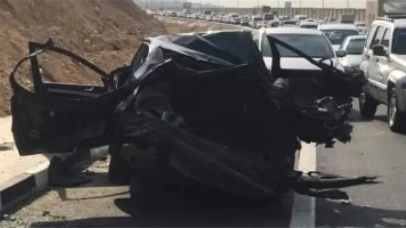توقف حركة طريق الفيوم الصحراوى بعد إصابة شخصين فى حادث تصادم