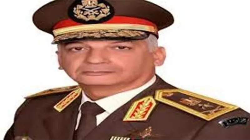 وزير الدفاع يشيد بنجاحات القوات المسلحة فى مكافحة الإرهاب وتأمين حدود الدولة
