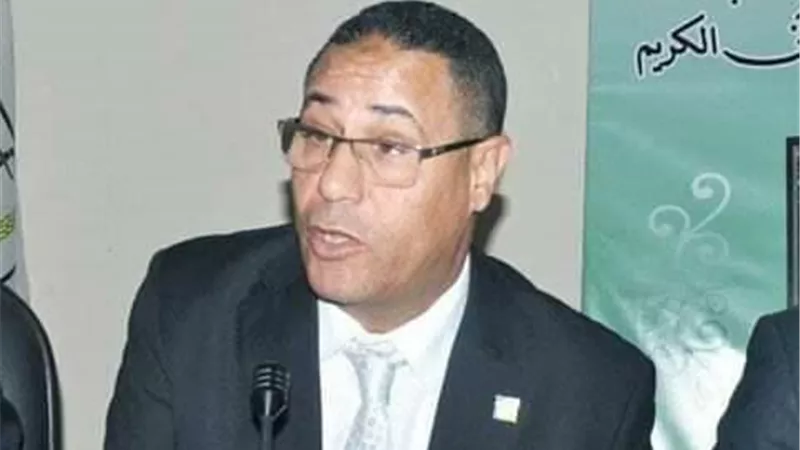 عمال بني سويف يجددون البيعة للرئيس السيسي