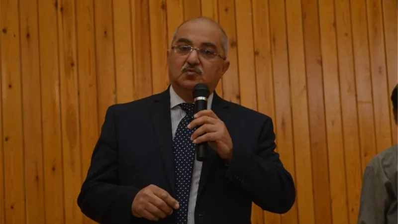 رئيس جامعة أسيوط يحدد مسئوليات الطالب الجامعي