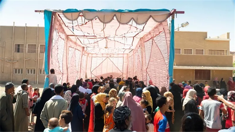 2000 مستفيد في قافلة طبية وعلاجية ضمن مشروع التثقيف الصحي بمدارس الدوير في أسيوط