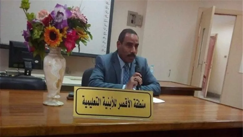 الأهالي يطالبون بسرعة تشغيل المدرسة حفاظاً على مستقبل وحياة أبنائهم
