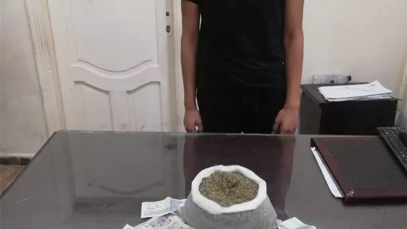 سقوط عاطل وبحوزته 20 جرام من الاستروكس المخدر فى النزهة