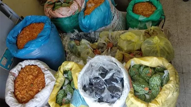 ٥ محاضر وإعدام ٨٠ كيلو أغذيه فى حمله باهناسيا