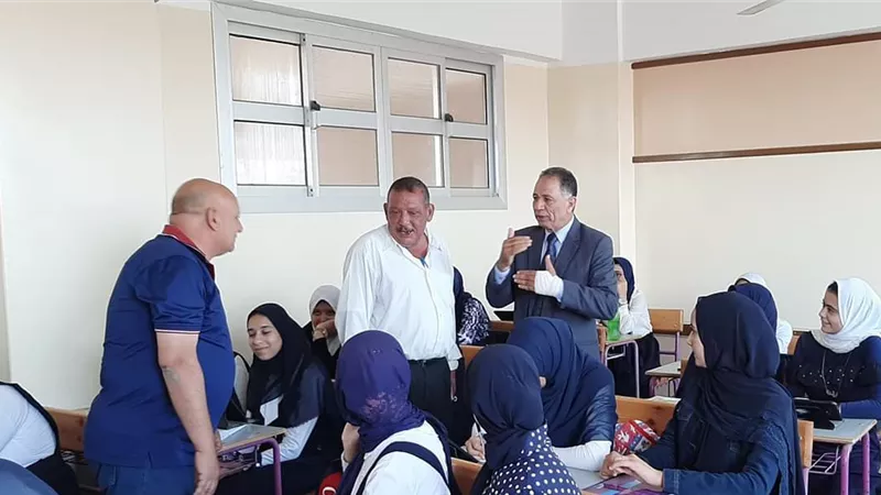 محافظ دمياط: التشديد على متابعة المدارس في المناطق النائية