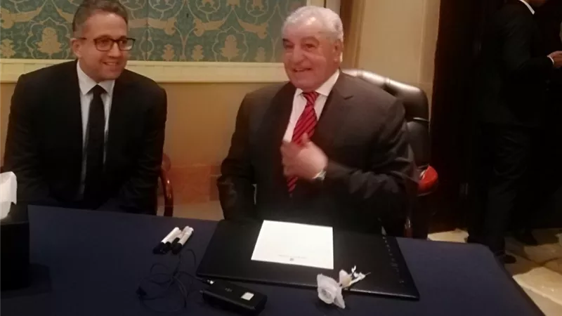 وزراء وفنانيين وسفراء في حفل توقيع كتاب الدكتور زاهي حواس أسرار مصر