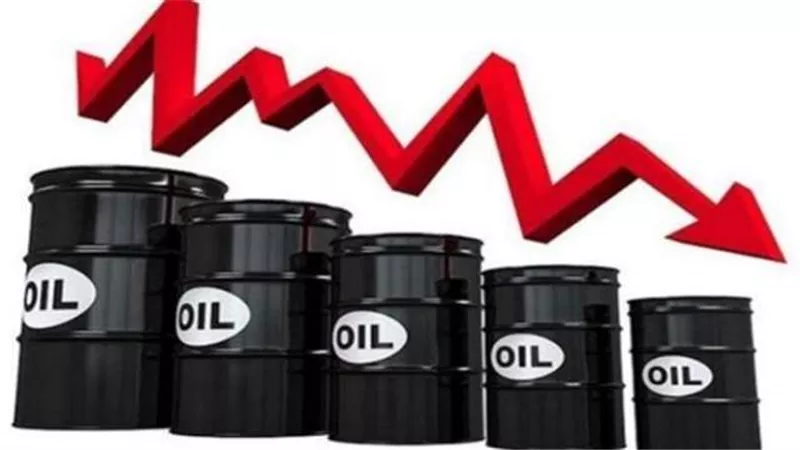 هبوط أسعار النفط بسبب زيادة المخزونات الأمريكية وتعافى إنتاج السعودية