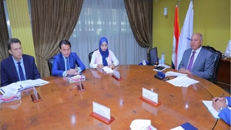 تطوير السكة الحديد بالتعاون مع بومبارديه العالمية
