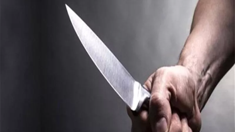 تشرك زوجها وأخاها في قتل العشيق.. أوهمتهما بأنها ضحية ابتزاز