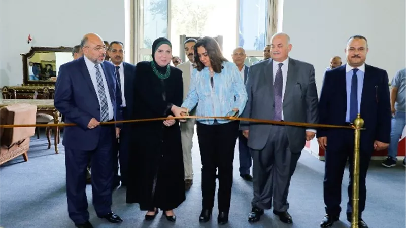 محافظ دمياط تفتتح معرض 