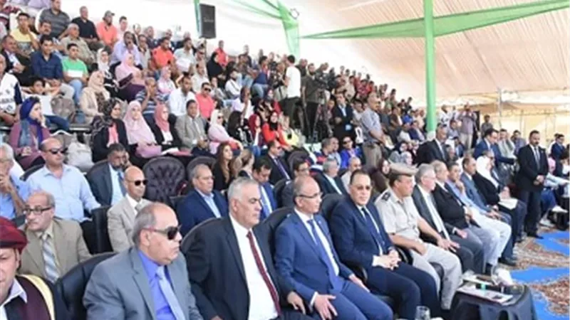 غراب يفتتح مهرجان الخيول العربية بأرض الفروسية ببلبيس