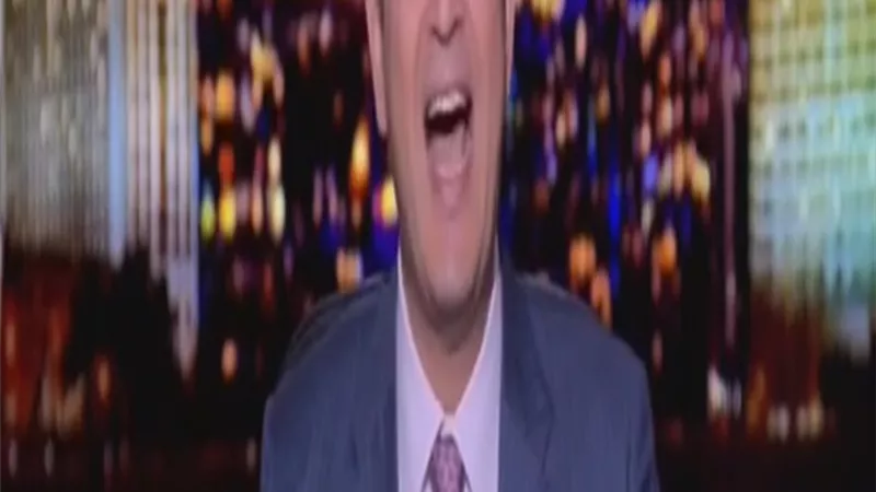 عمرو اديب : المخابرات المصرية لا ترسل أى رسائل للناس ولا صفحات لها لا داخل مصر ولا خارجها