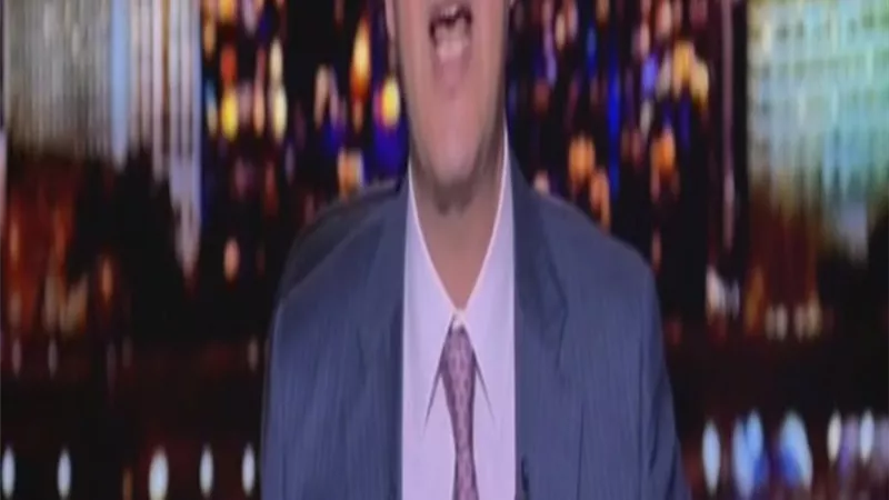عمرو اديب يؤكد : الفترة القادمة ستشهد إعادة النظر فى أشياء كثيرة والادارة الذكيةهى التى تستمع للناس