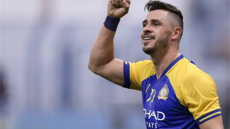 لماذا استحق ميسي جائزة الأفضل ؟؟ .. البرازيلى ريفالدو يجيب
