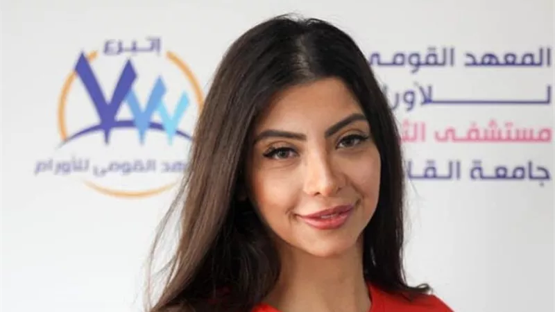 بالصور.. دعاء صلاح تدعم مستشفي سرطان الثدى