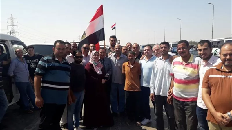 الإسماعيلية تشارك في مسيرات تأييد الرئيس ودعم الاستقرار ..صور