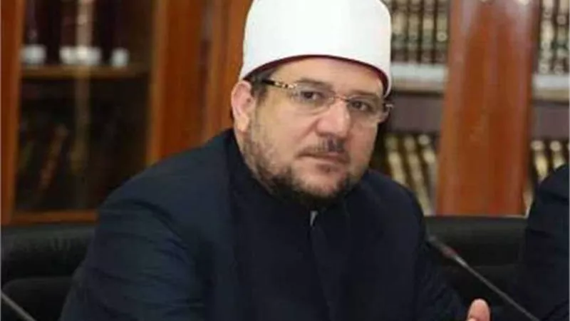 وزير الاوقاف : الحياد فى قضايا الوطن خيانه .. والاخوان جماعة ماجورة