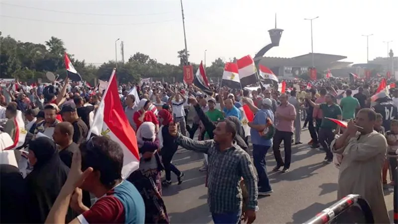 CNN تبرز احتشاد آلاف المصريين دعما للرئيس السيسي