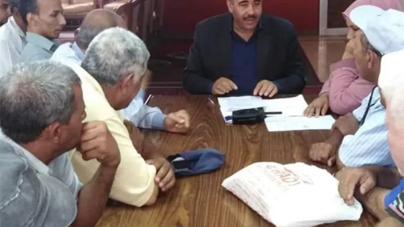 رئاسة منفلوط بأسيوط تناقش ظاهرة الحرق المكشوف للمخلفات الزراعية..