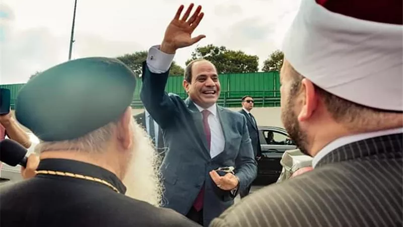 الجالية المصرية بالسعودية تؤيد السيسي وتدعم الدولة في مواجهة دعاة الفوضى