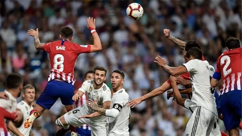 مباراة أتلتيكو ضد الريال فى ديربى مدريد .. القنوات الناقلة والتشكيل المتوقع