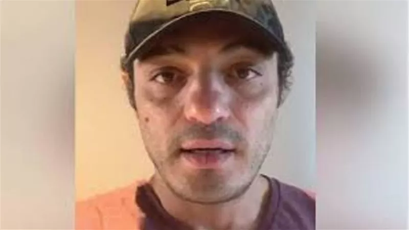المصريون يسخرون من محمد على بعد فشل مظاهرات الإخوان.. صور