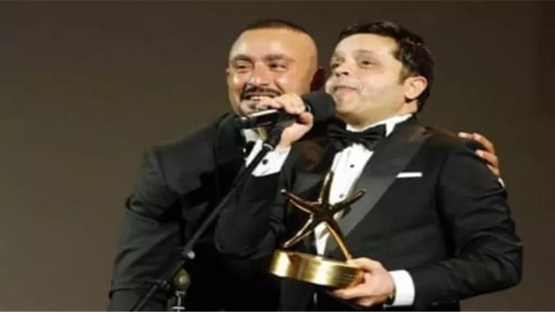 تعرف على رسالة هنيدى للسقا بعد نكريمه فى ختام مهرجان الجونة