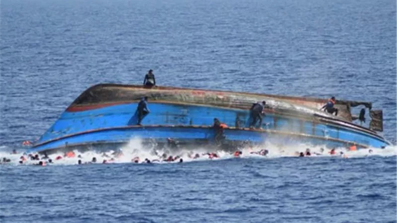 بينهم امرأة.. مصرع 7 مهاجرين غير شرعيين في غرق قارب قبالة سواحل المغرب