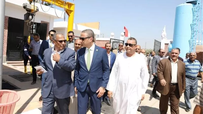 محافظ سوهاج يفتتح 3 مشروعات صرف صحي بقرى مركز البلينا