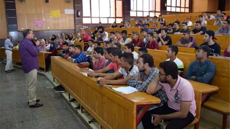 رئيس جامعة سوهاج يتفقد مزرعتي الإنتاج الحيواني والنباتي