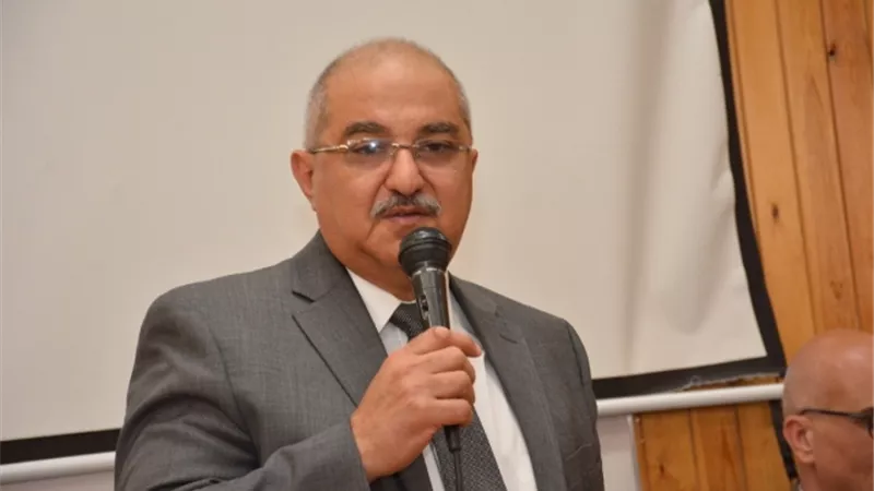 جامعة أسيوط تنظم حفل استقبال لطلاب كلية طب الأسنان الجدد والقدامى