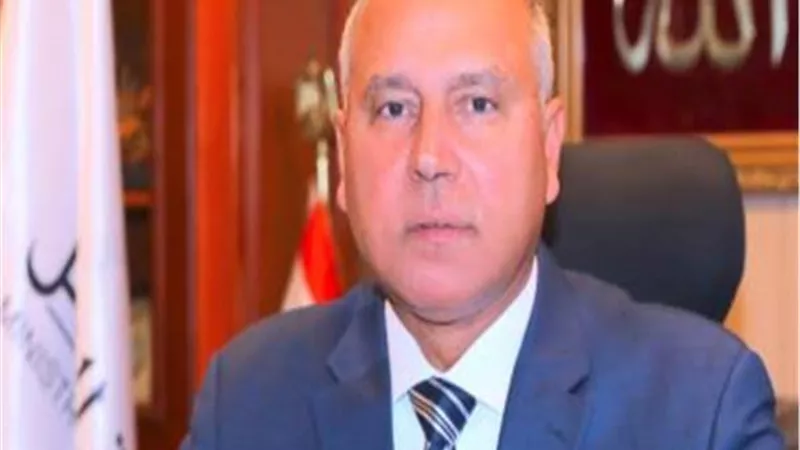 وزير النقل يتابع خطة تطوير نادي السكة الحديد الرياضي