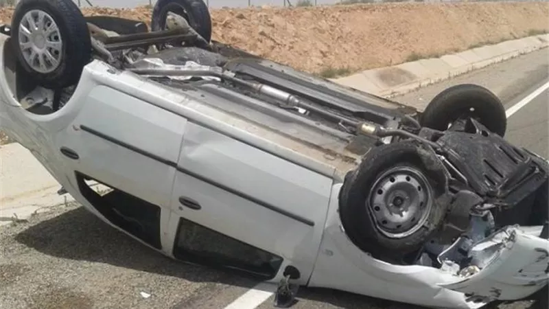 مصرع وإصابة 6 في حادث انقلاب سيارة بـ صحراوي وادي النطرون