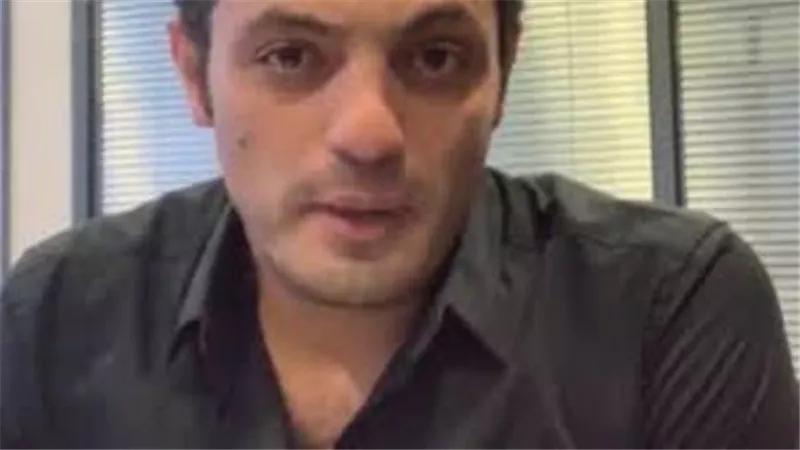 تسريب صوتي يفضح علاقه الاخوان بالهارب محمد على .. فيديو
