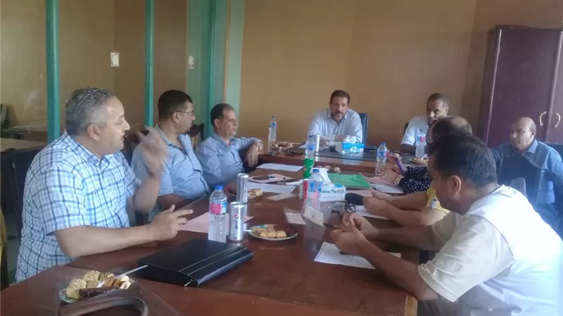 مستثمرو أبو رواش يطالبون بحل أزمة البنوك و البنية الأساسية وتقنين أوضاع المصانع