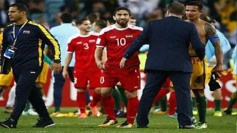 رسميا.. فراس الخطيب يعلن اعتزاله كرة القدم