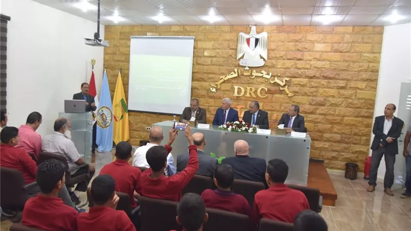 الغرابلى يفتتح أول فصل متخصص فى الزراعة المطرية بمطروح