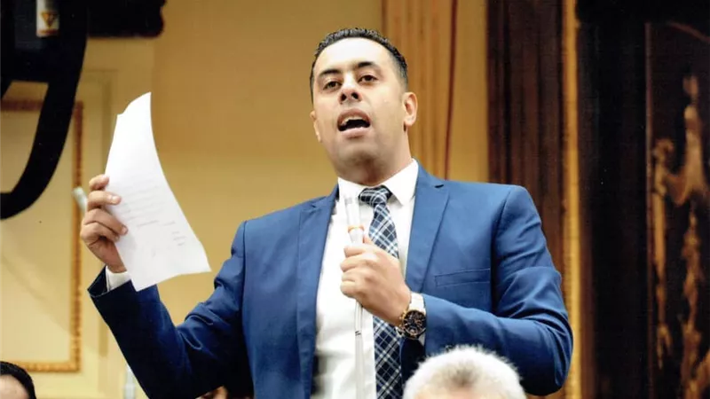 برلمانى يحصل على موافقة بشأن فرش مسجد ا لقدوس ببورسعيد