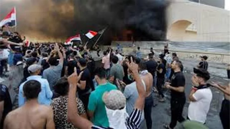 رئيس الوزراء العراقي: تحقيق مهني فوري في الحوادث التي رافقت التظاهرات
