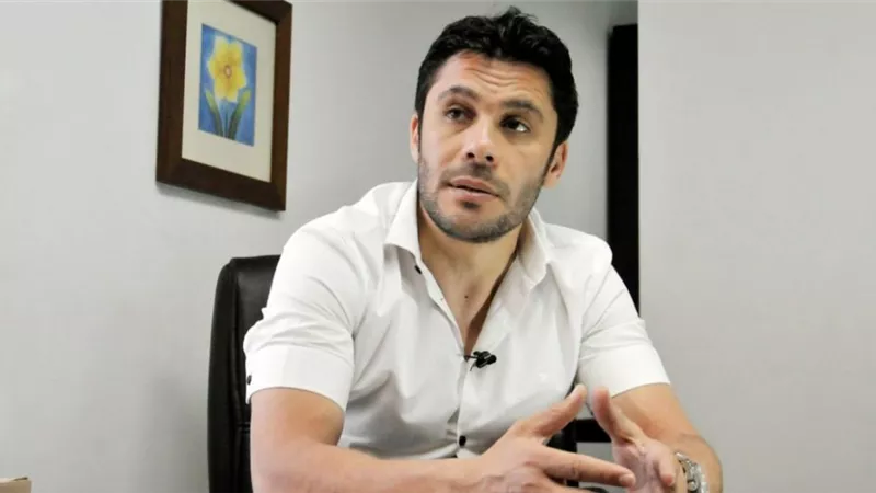 العميد: هناك لاعبين يستحقون ارتداء شارة المنتخب عن محمد صلاح