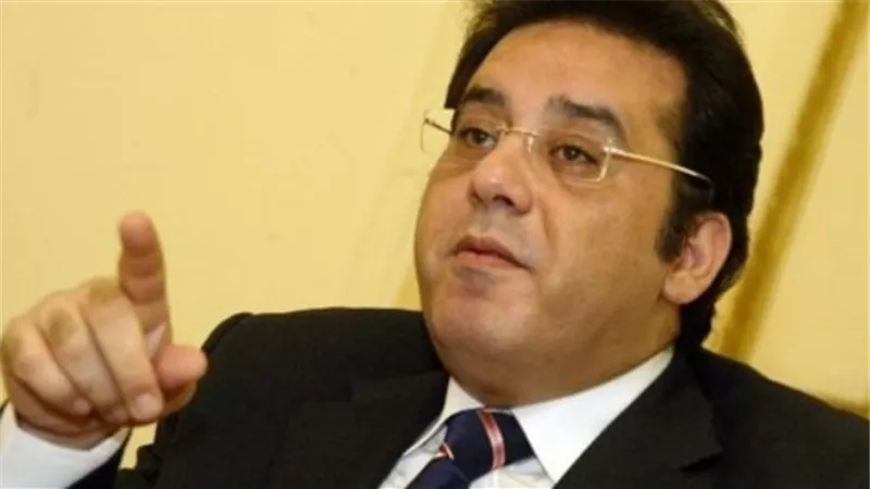 محمود نفادي يفضح واقعة رشوة لـ