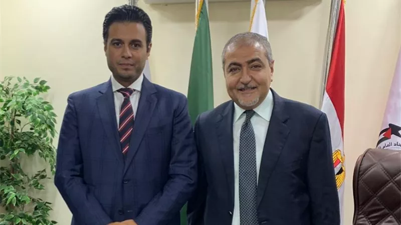 «ستين شو»يستضيف نقيب البيطريين للحديث عن تحديات المهنة.. الجمعة