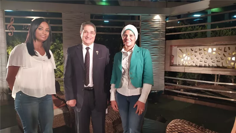 دكتور طارق منصور في نجوم علي لايف