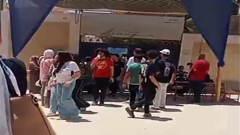 طلاب علمي رياضة بالثانوية العامة سعداء بالجبر والتفاضل