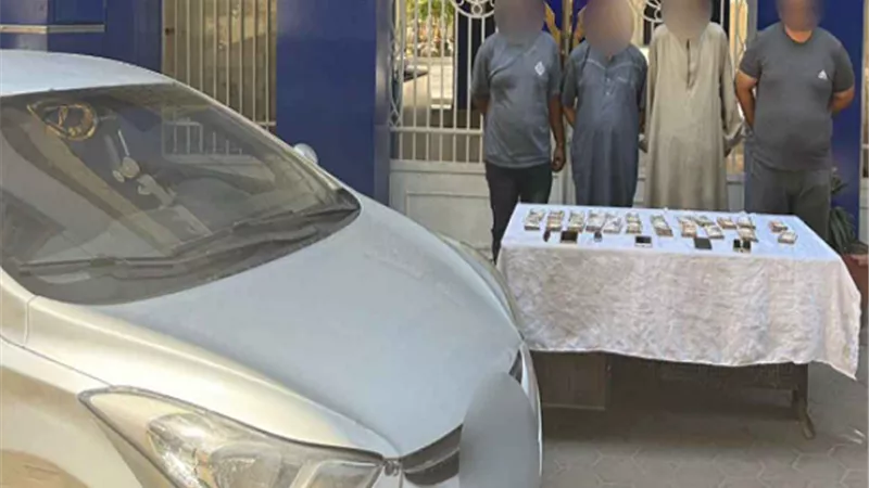 سقوط 4:أشخاص استولوا على مبلغ مالى من أجنبى بمصر الجديدة