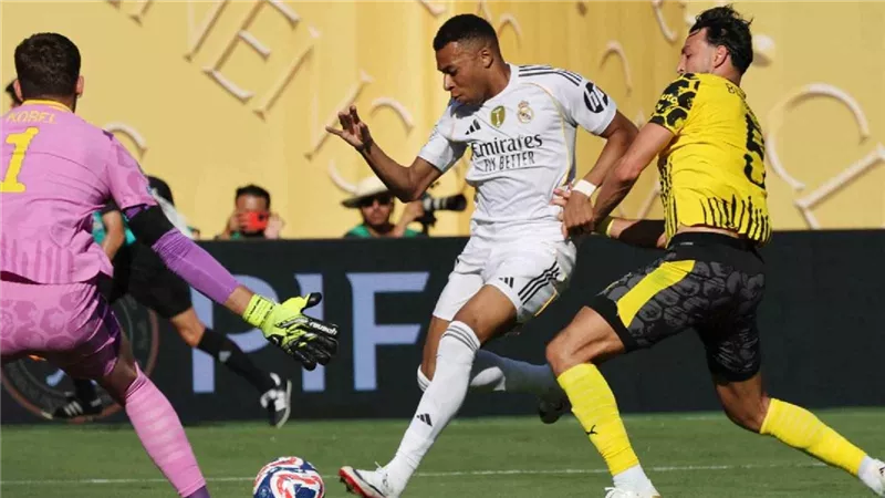 12 مواجهة رسمية| ريال مدريد يتفوق على سان جيرمان فى تاريخ المواجهات
