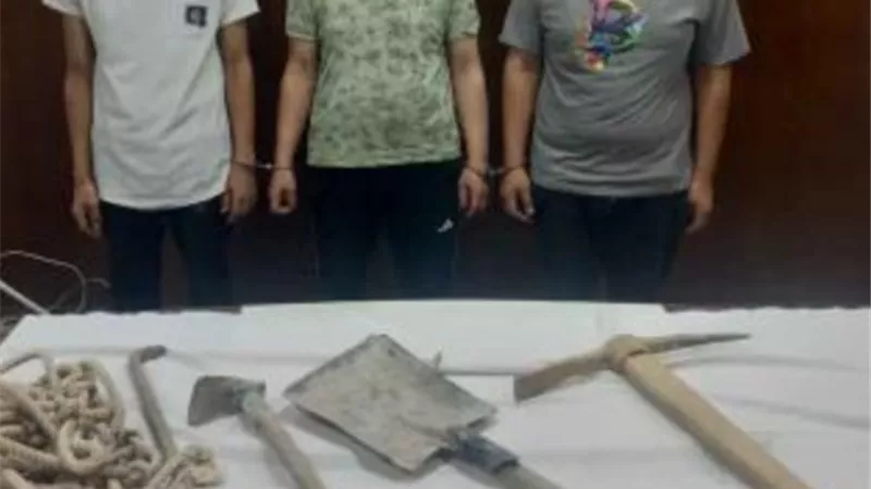 ضبط 3 أشخاص لتنقيبهم عن الآثار بالقاهرة